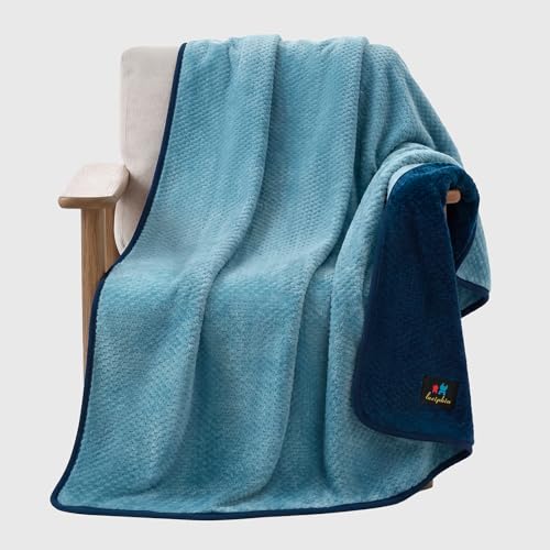Luciphia Waterproof Blanket for Large Dog Ultra-Soft & Calming Pet Throw Reversible Warm Fleece Durable Furniture Crate Couch Bed Cover Protector Machine Washable Leakproof Blue L (65''x57'') - color: Blue, size: L(65''x57'')