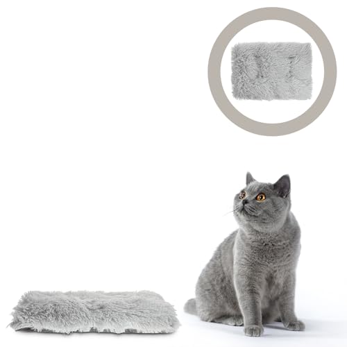 SUPVOX Plush Cat Sleeping Mat and Dog Pad Warm Long Velvet Cushion for Small Dogs and Cats Indoor Comfortable Pet Bed Gray S Size Random Style