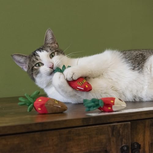 Yeowww!, Strawberries Catnip Cat Toy, 3 Count