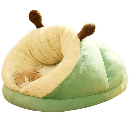 Popular Slippers Cat Bed Winter Semi-Enclosed Pet Bed for Dogs and Cats, Warm and Thick Sleeping Dog and Cat Bed