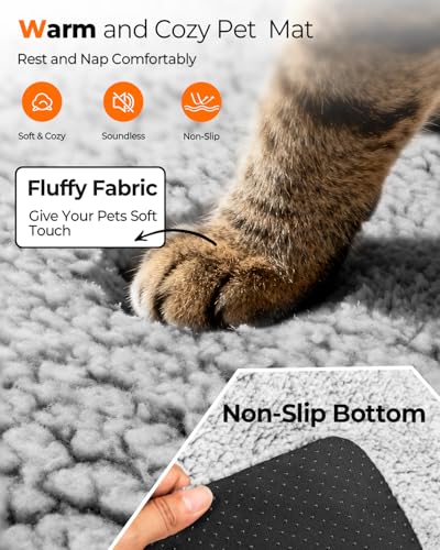Self Warming Pet Pad, Super Soft Thermal Dog Crate Bed Pad for Crate, Sofa, Floor Washable Anti-Slip Self Warming Kennel Mat for Indoor Outdoor Dogs and Cats (LightGray, M)