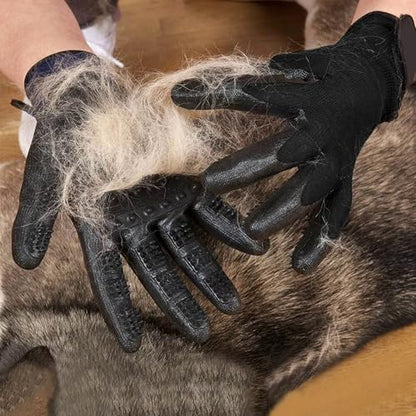 Pet Grooming Glove – Patented Rubber-Massage Shedding Bath & Hair Remover for Dogs, Cats & Livestock – Lightweight, Flexible, Secure Fit (Cyan&Black) - color: Cyan&Black