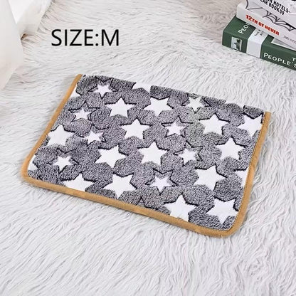 Cartoon Star Print Blanket, Soft Warm Cat Blanket, Bed Cover for Dog and Cat Supplies, Black and White Stars, 20 * 30Inch - color: Grey With Star Print, size: 20*30Inch
